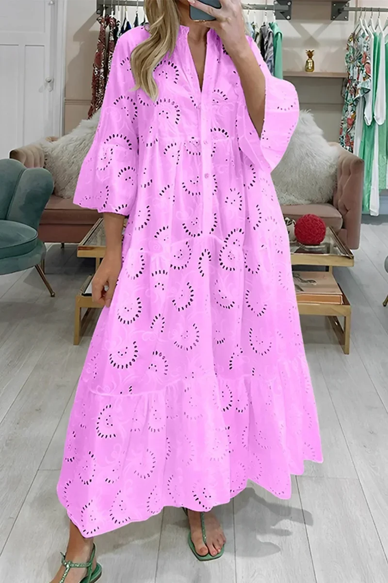 Cordelia | Sommerliches Kleid mit Lochmuster und V-Ausschnitt