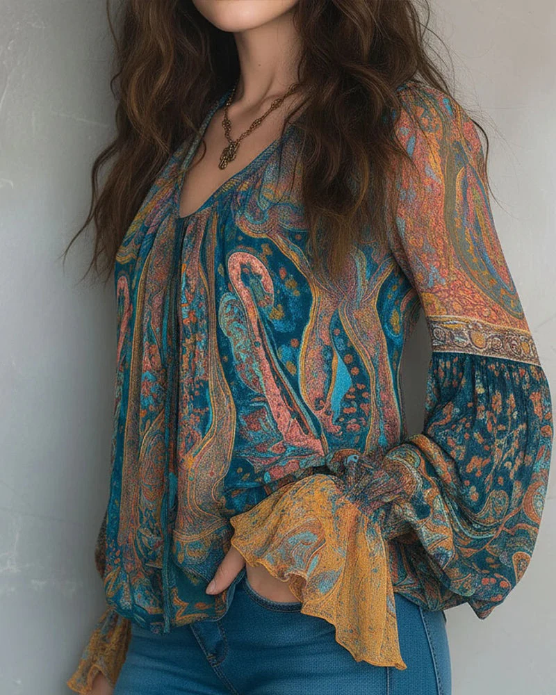 Lindena | Paisley-Bluse mit V-Ausschnitt und weitem Ärmel