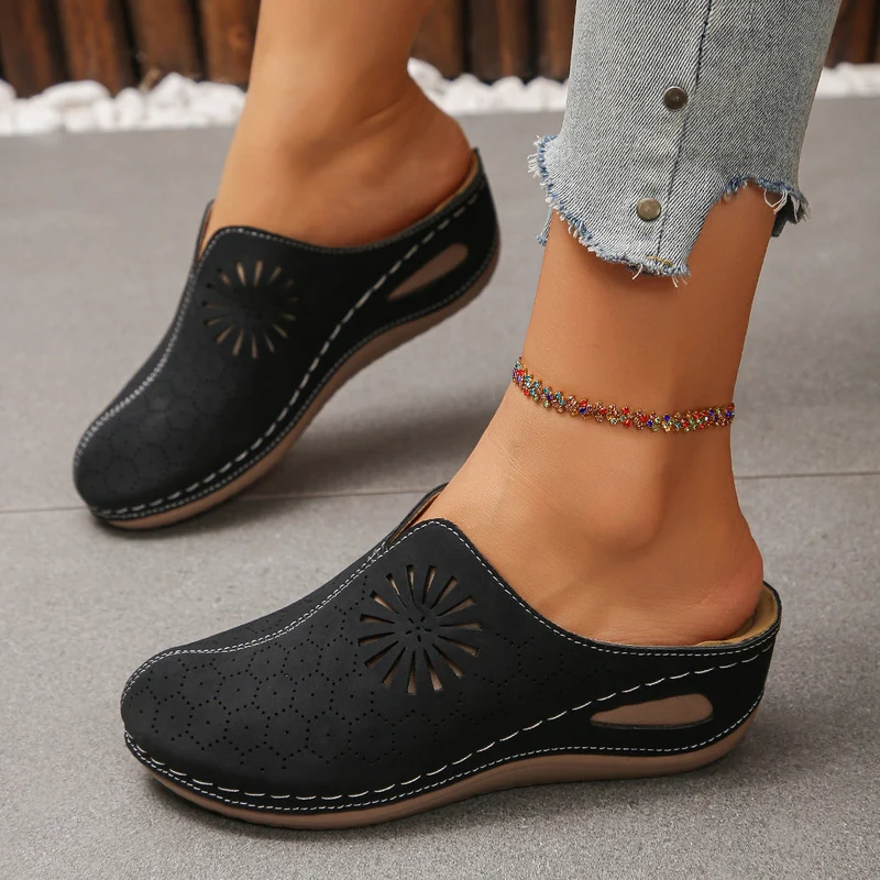Franicka | Atmungsaktive orthopädische Sandalen mit Blumenmuster