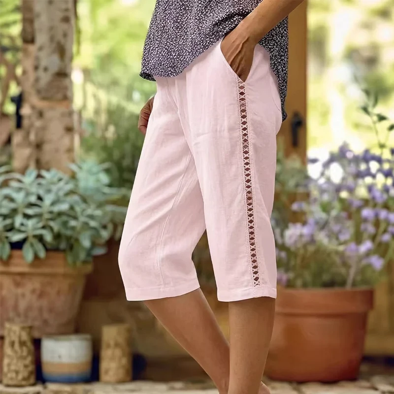 Mariele | Luftige Damen-Caprihose mit dekorativer Spitze