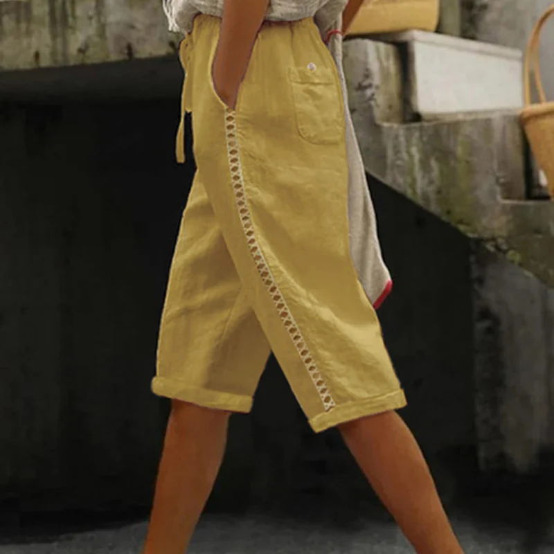 Mariele | Luftige Damen-Caprihose mit dekorativer Spitze