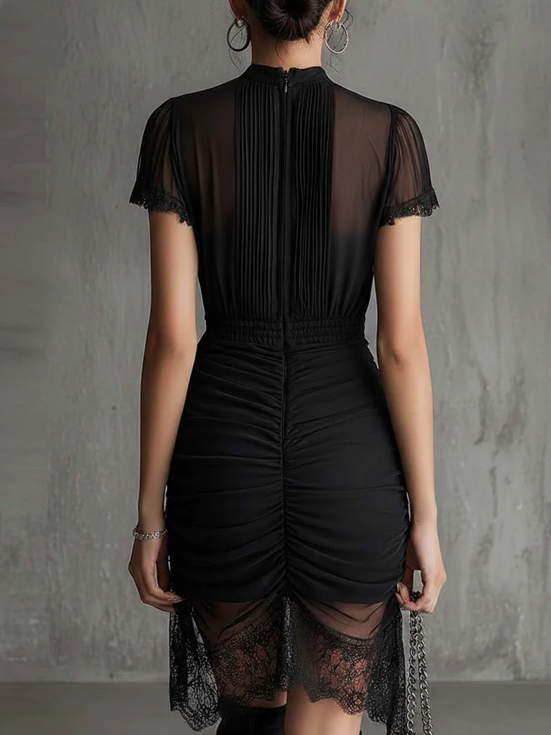 Sibylle | Schwarzes Abendkleid mit feinen Chiffonfalten