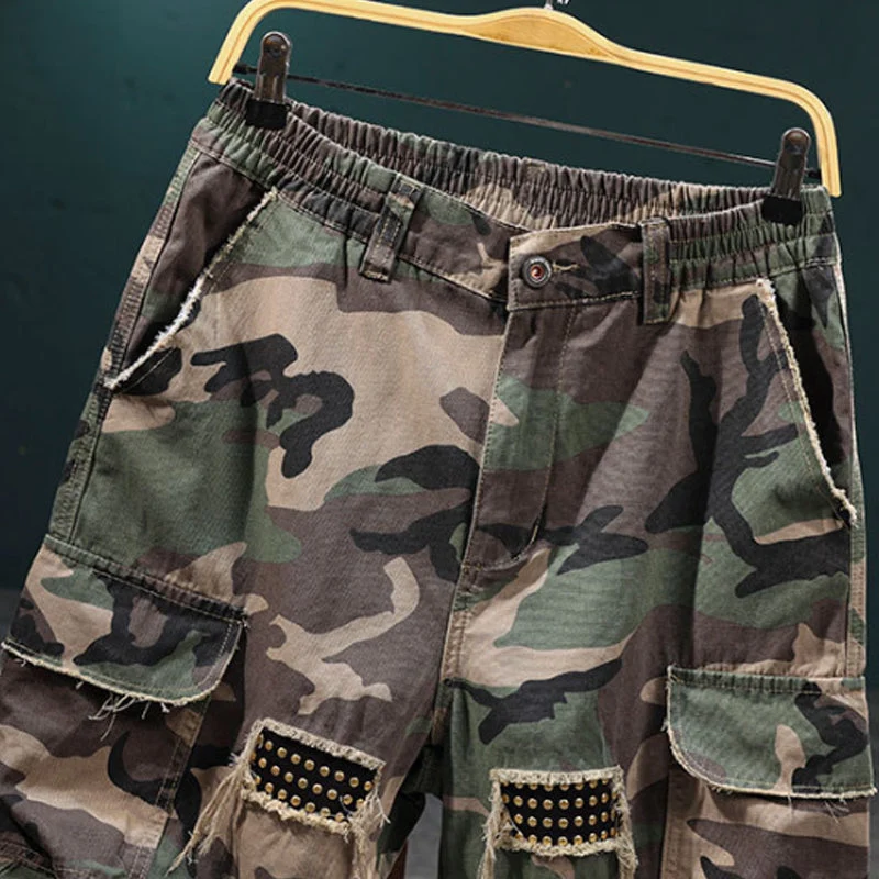 Luvero | Camouflage-Cargo-Shorts mit Nieten und Taschen