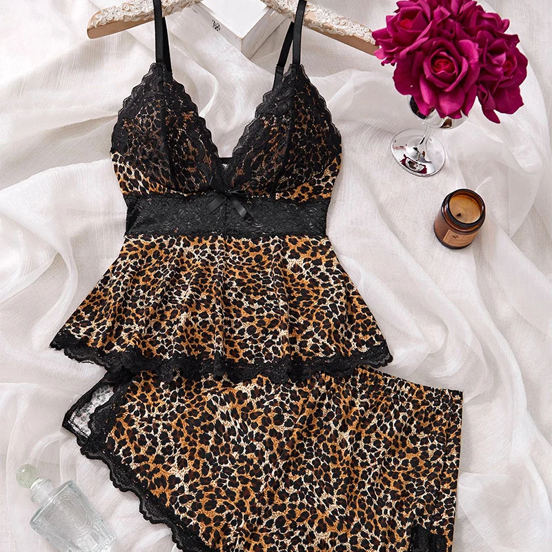 Alynna | Elegantes Dessous-Set mit Spitze und weichem Fall