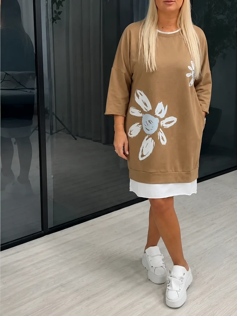 Lercka | Stilvolles Langarmkleid mit floralem Akzent