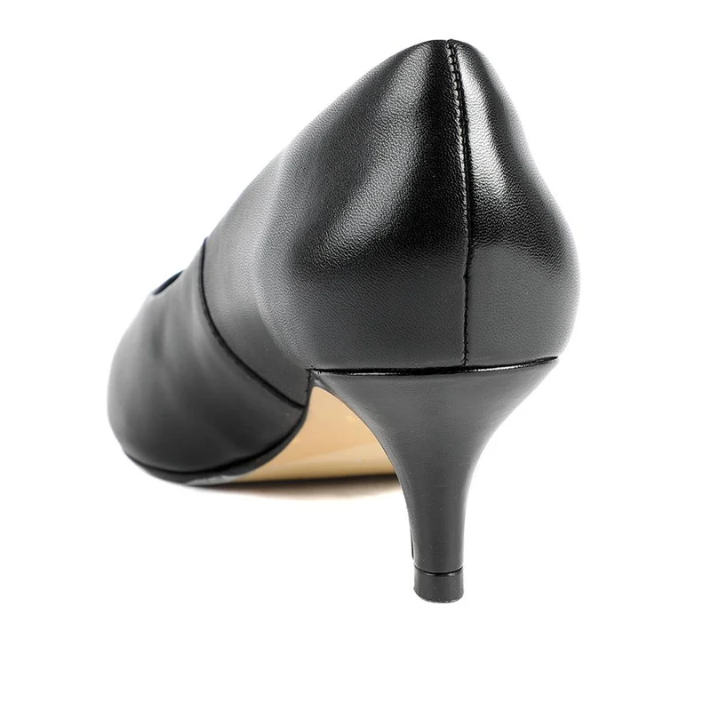 Van Dal Alexis Wide Fit Leather Court Shoes - GUP42507 / 328 845 - Black Leather