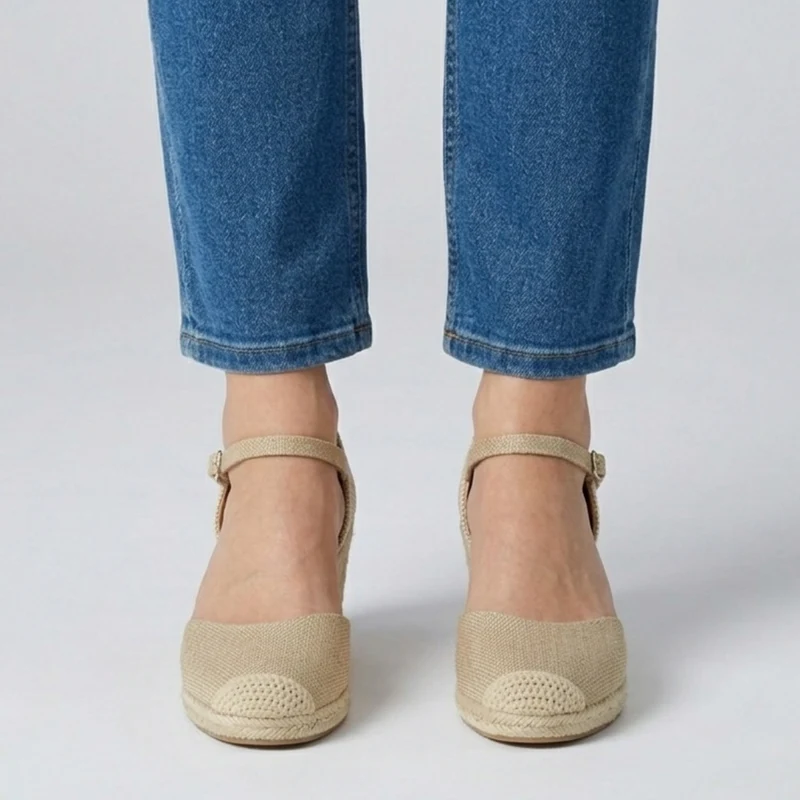 Janeva | Stilvolle Wedge-Sandalen mit geschlossener Zehenpartie