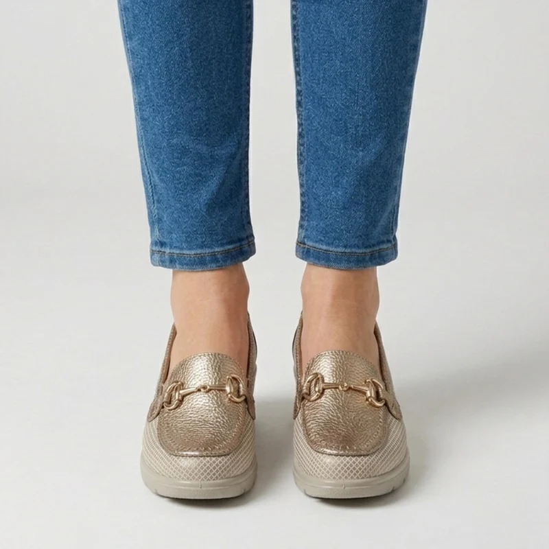 Caliefa | Damen-Komfortschuhe mit goldfarbenem Akzent