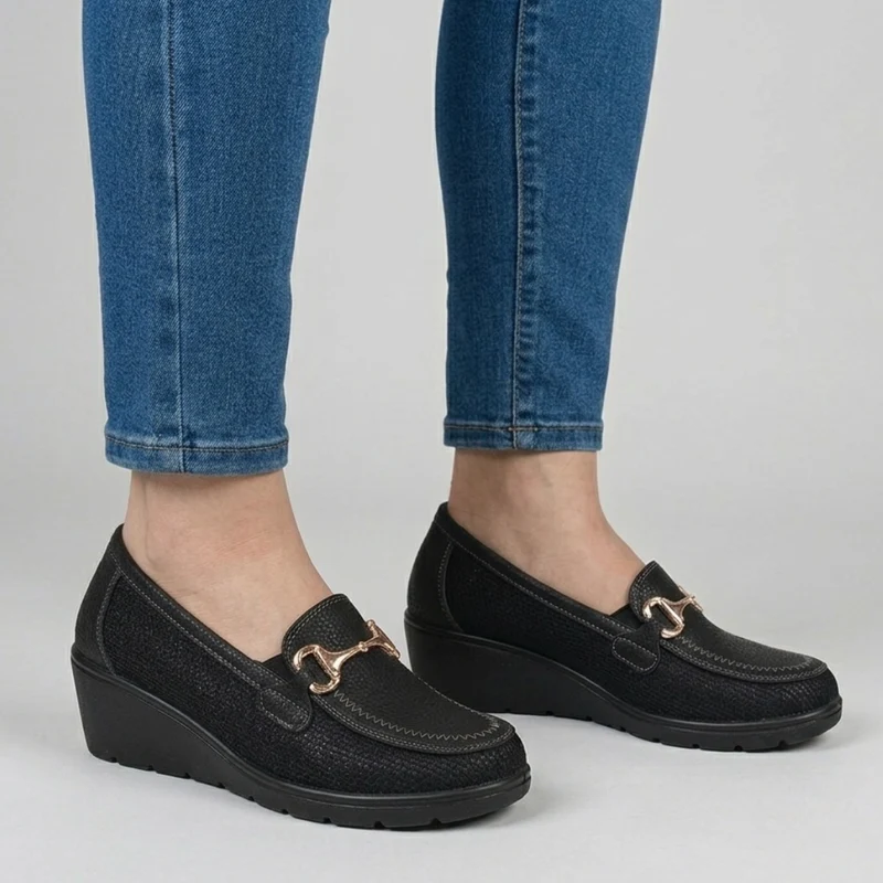 Caliefa | Damen-Komfortschuhe mit goldfarbenem Akzent
