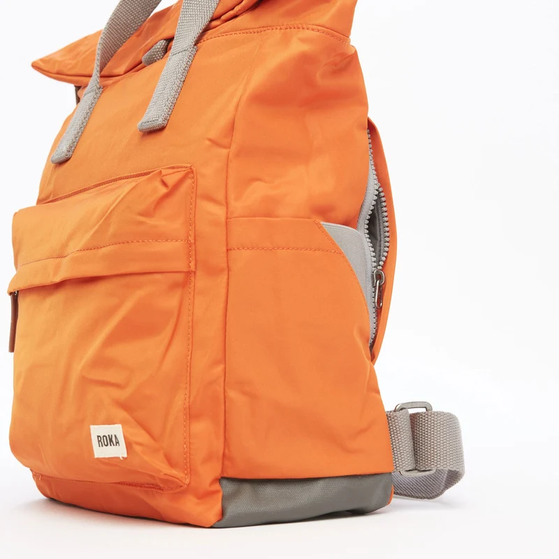ROKA Canfield B Mittelgroße Tasche aus recyceltem Nylon, Farbe: Burnt Orange