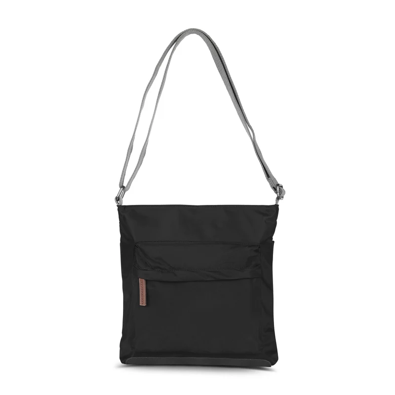 ROKA Kennington B Schwarze mittelgroße Tasche aus recyceltem Nylon