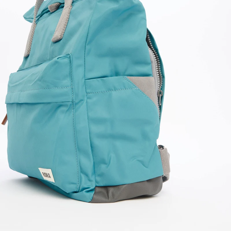 ROKA Canfield B Petrol Kleine Tasche aus recyceltem Nylon