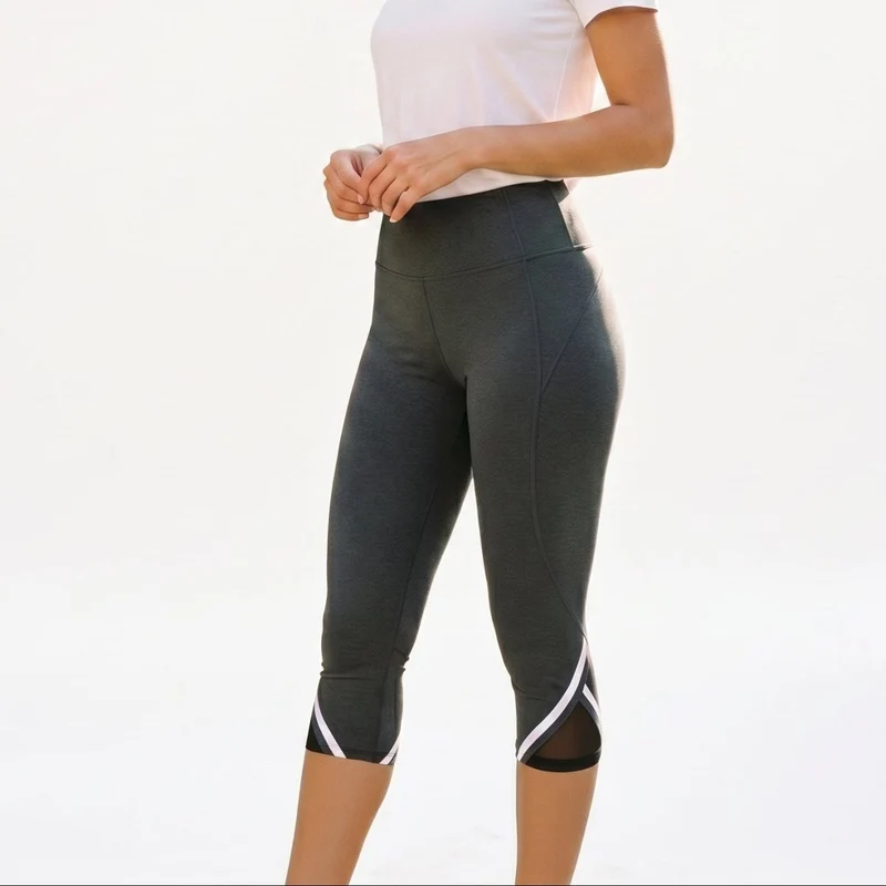 Hochtaillierte Capri-Leggings mit Bequemer Stretch-Passform