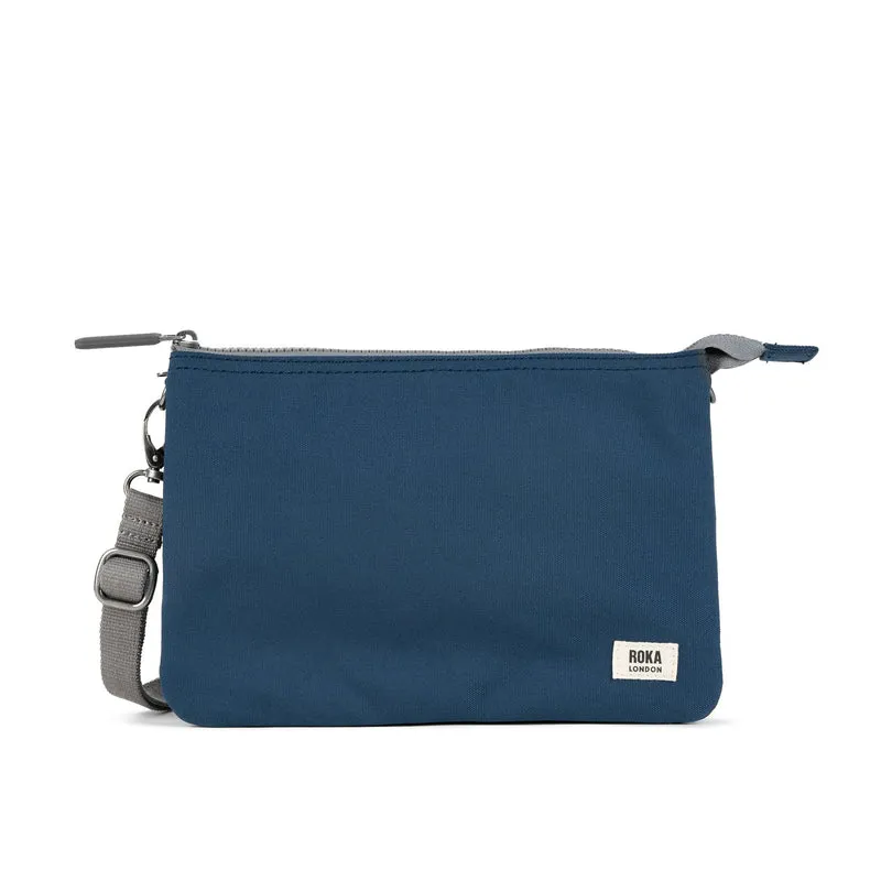 ROKA Carnaby Crossbody-Tasche aus recyceltem Canvas, Dunkelblau, XL
