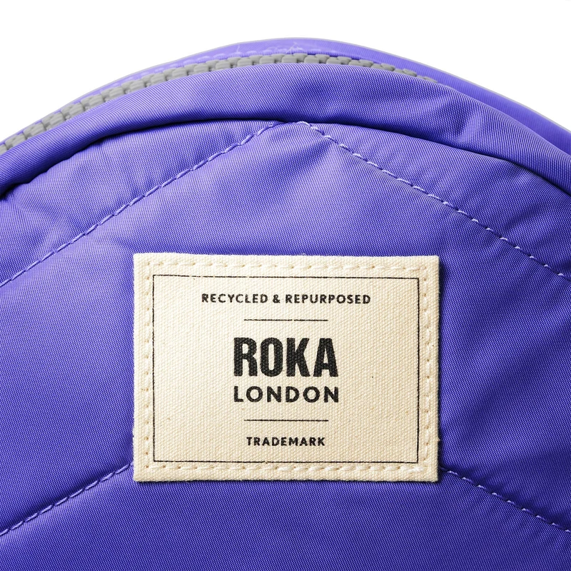 ROKA Paddington B Simple Lila Kleine Tasche aus recyceltem Nylon