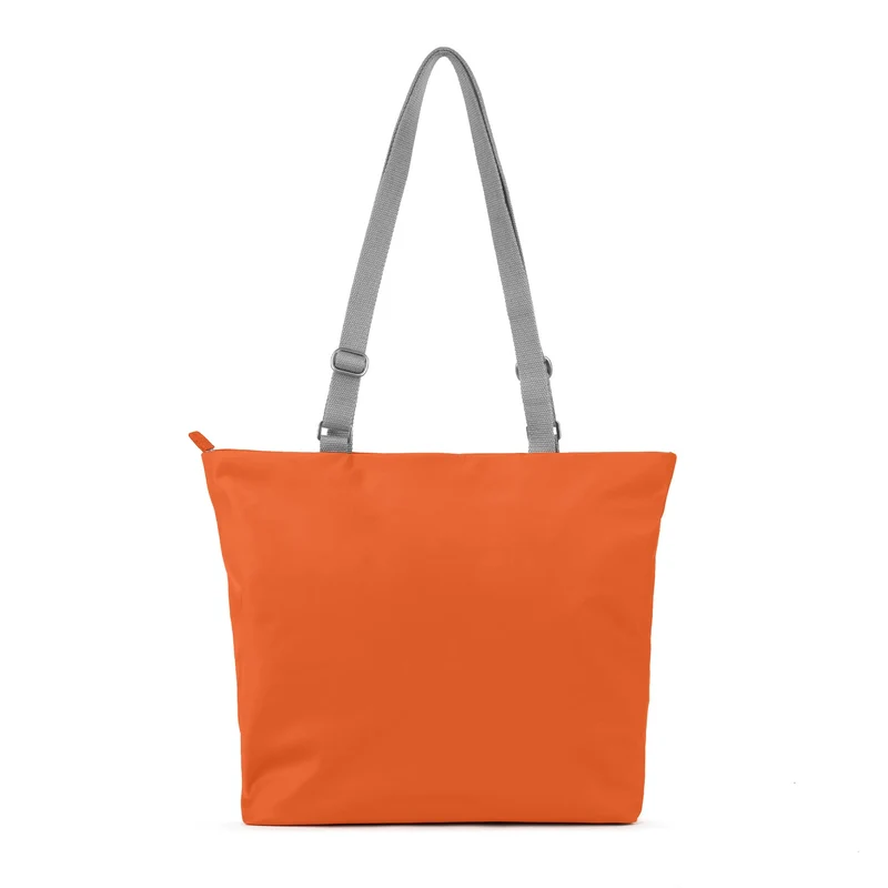 ROKA Trafalgar B Burnt Orange Tasche aus recyceltem Nylon