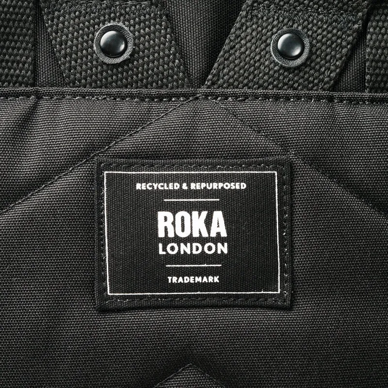 ROKA All Black Canfield B Ash Medium Tasche aus recyceltem Canvas