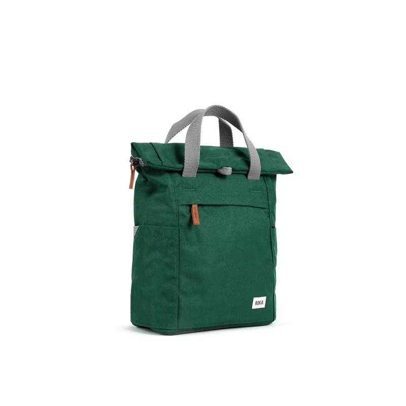 ROKA Finchley Eine kleine Tasche aus recyceltem Canvas von Forest