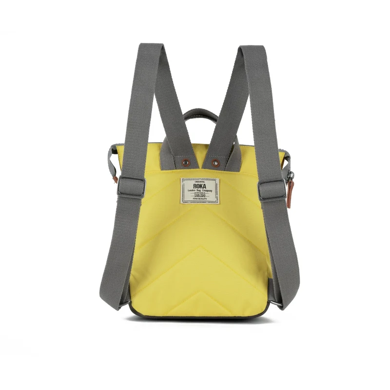 ROKA Bantry B Custard Kleine Tasche aus recyceltem Canvas