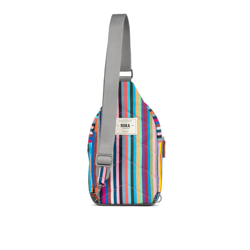 ROKA Willesden Große Tasche aus recyceltem Canvas mit mehreren Streifen von B