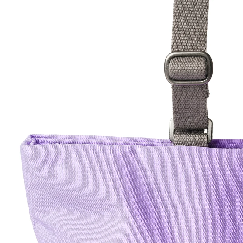 ROKA Trafalgar B Lavendel-Tasche aus recyceltem Canvas