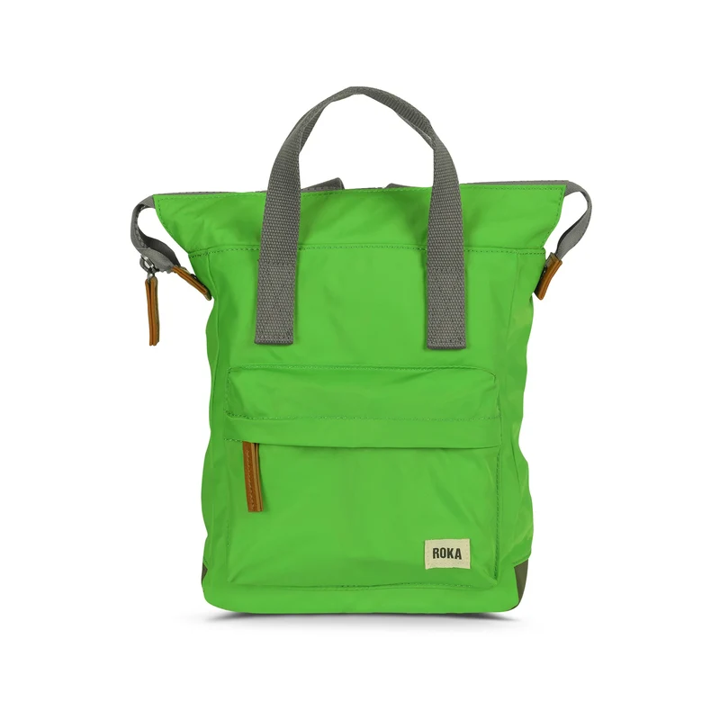 ROKA Bantry B Kelly Green Kleine Tasche aus recyceltem Nylon