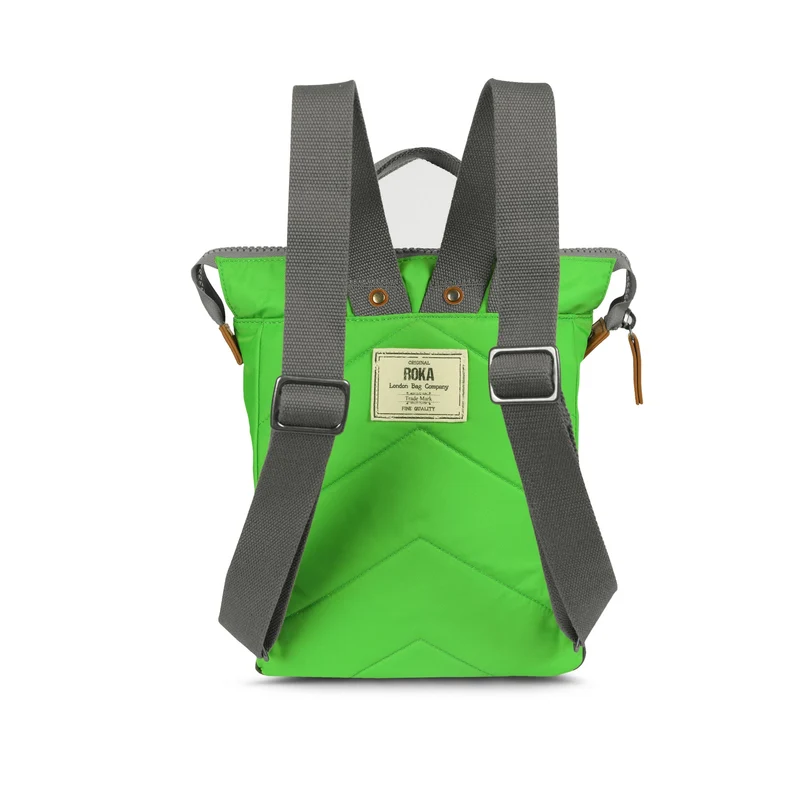 ROKA Bantry B Kelly Green Kleine Tasche aus recyceltem Nylon