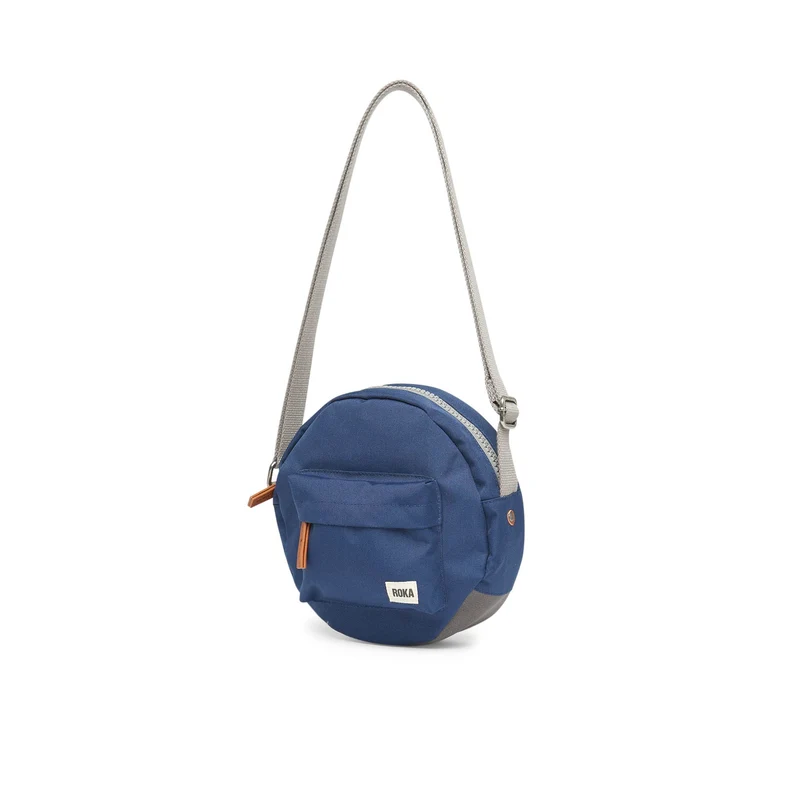 ROKA Paddington B Mineral Kleine Tasche aus recyceltem Canvas