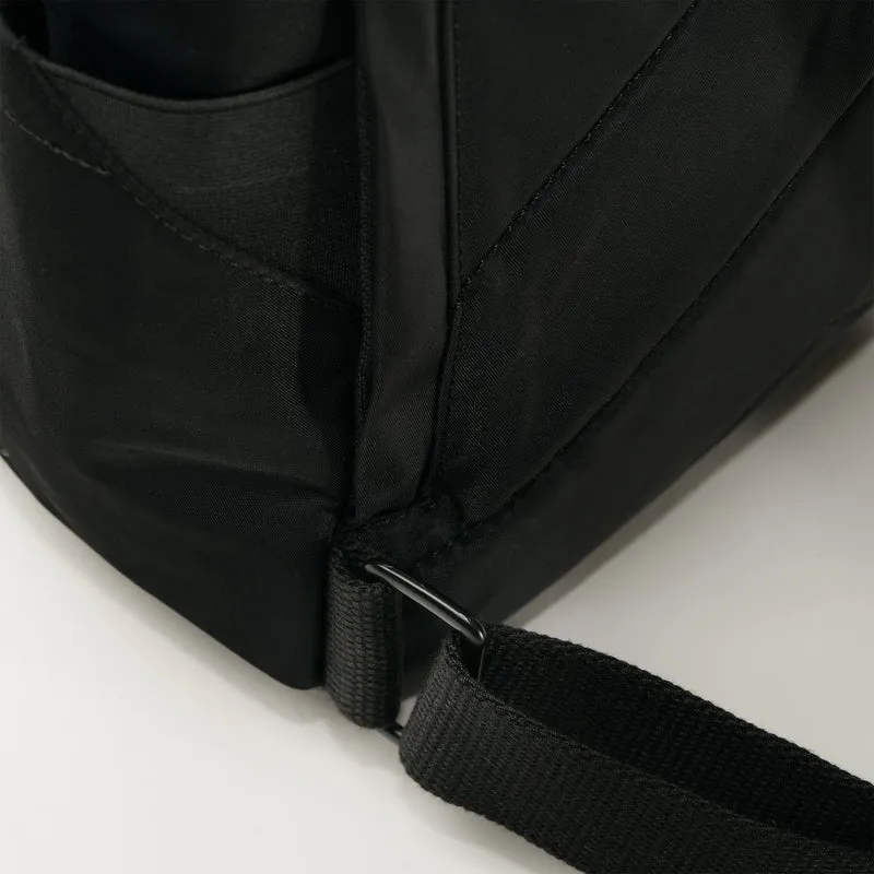 ROKA Kreativer Abfall Canfield Schwarzer/Graphitfarbener mittelgroßer Beutel aus recyceltem Nylon