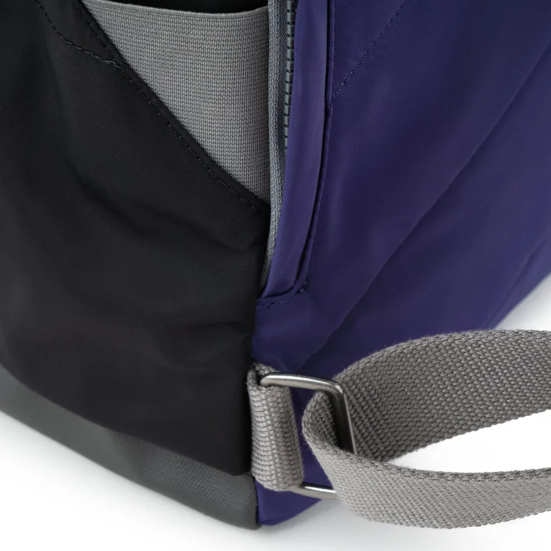 ROKA Kreativer Abfall Canfield B Medium Tasche aus recyceltem Nylon, Edition 3