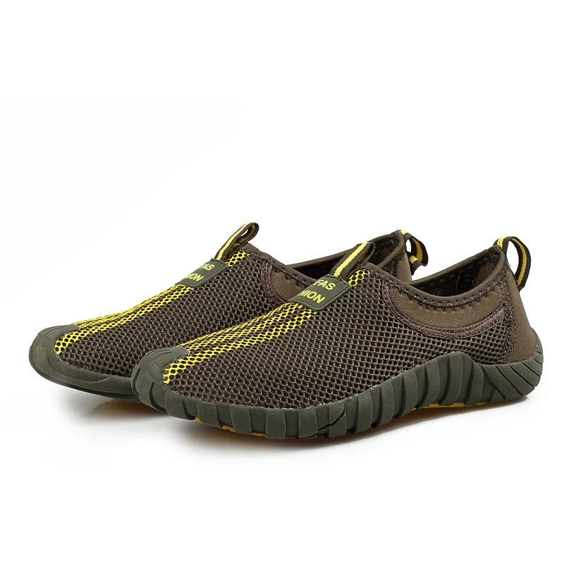 Wasserschuhe leicht rutschfest mit Slip-On-Design