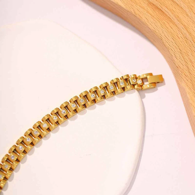 Goldenes Gliederarmband