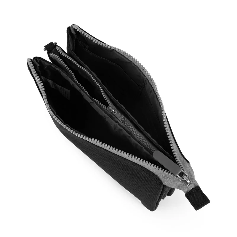 ROKA Carnaby Crossbody Ash XL Tasche aus recyceltem Canvas