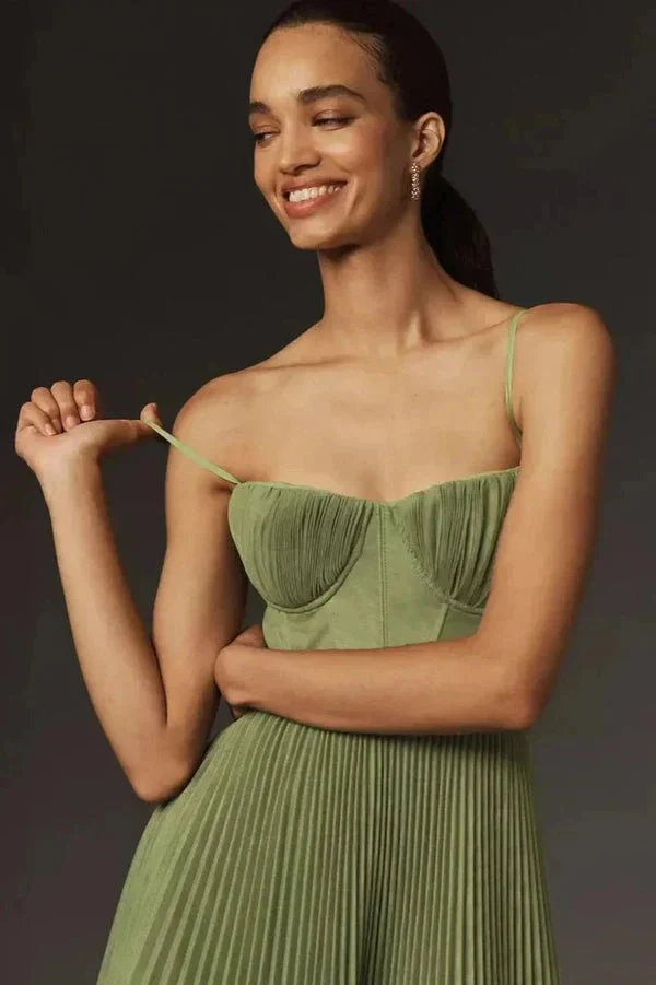 Elegantes Plissee Maxikleid Trägerlos
