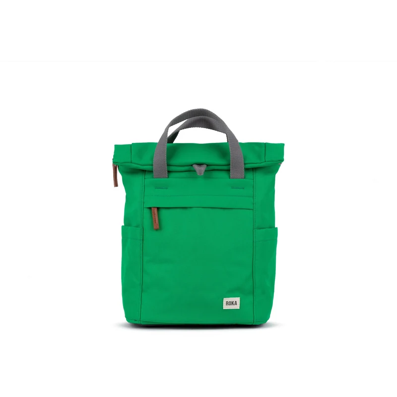 ROKA Finchley Kleine Tasche aus recyceltem Canvas von Green Apple