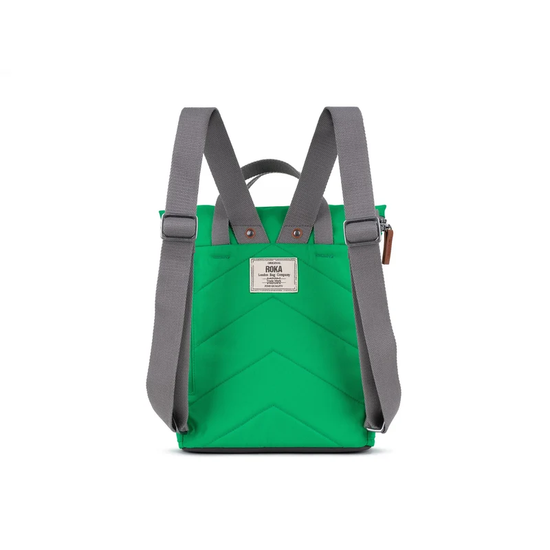 ROKA Finchley Kleine Tasche aus recyceltem Canvas von Green Apple