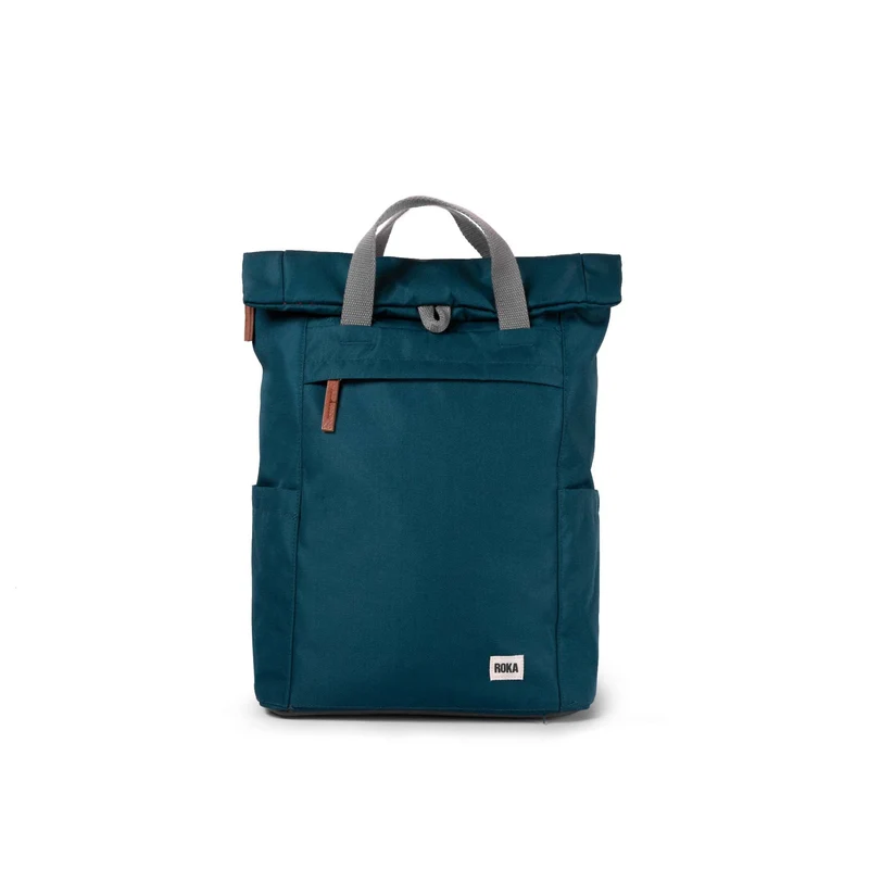 ROKA Finchley Eine mittelgroße, türkisfarbene Tasche aus recyceltem Canvas