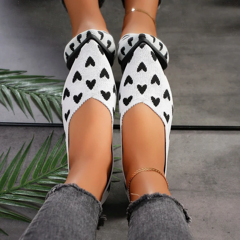 Damen Ballerinas Herzmuster Spitz