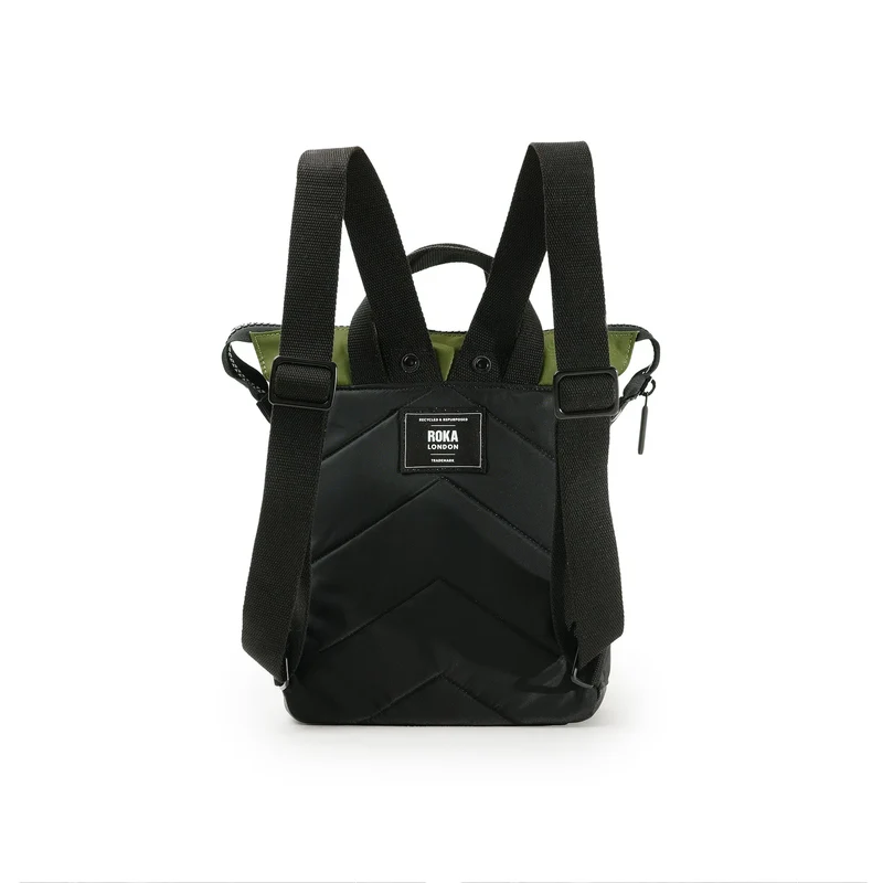 ROKA Kreativer Abfall Bantry B Schwarz / Avocado Kleine Tasche aus recyceltem Nylon