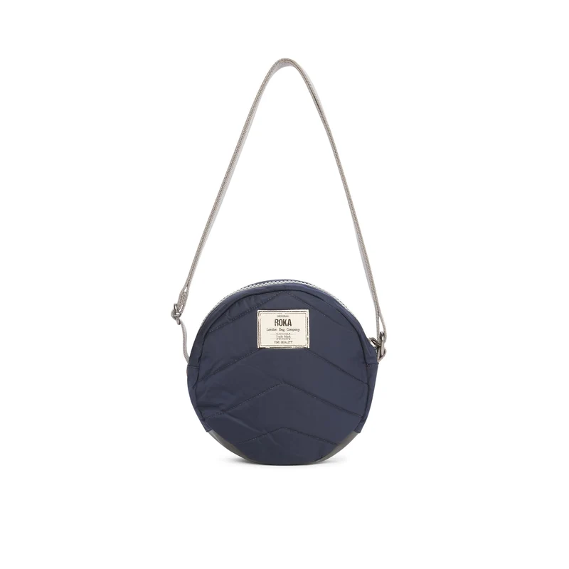 ROKA Paddington B Midnight Kleine Tasche aus recyceltem Nylon
