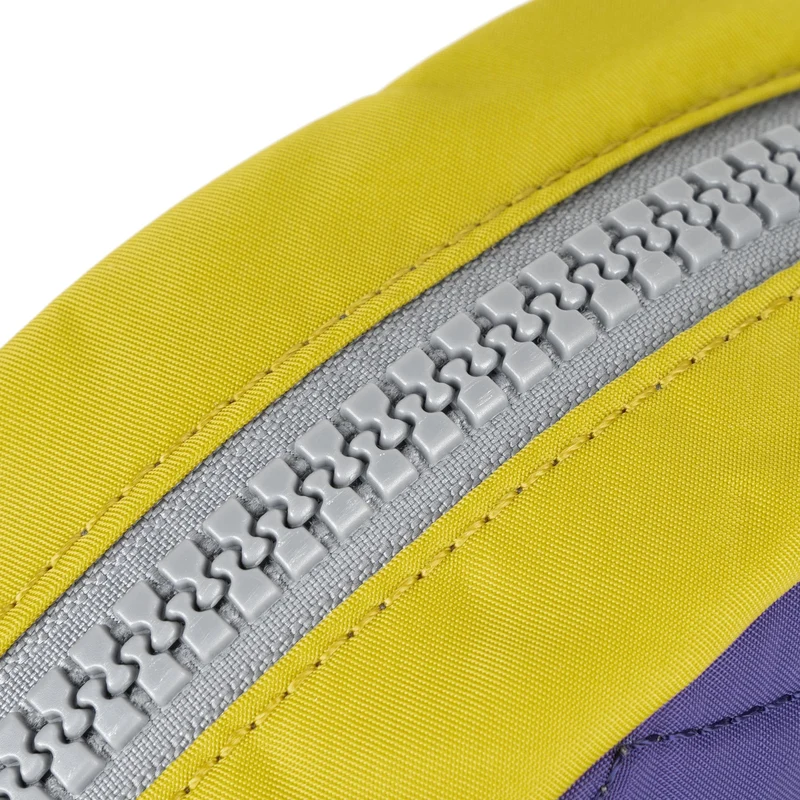 ROKA Kreativer Abfall Paddington B Tasche aus recyceltem Nylon, Edition 2