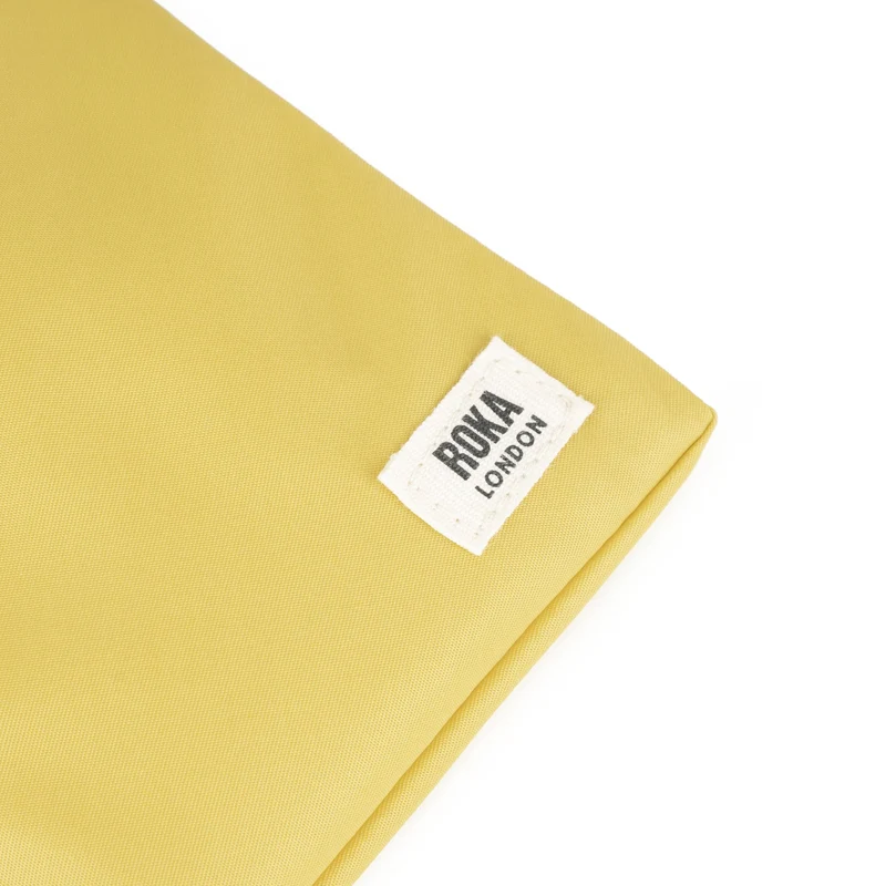 ROKA Chelsea Tasche aus recyceltem Bambus-Nylon