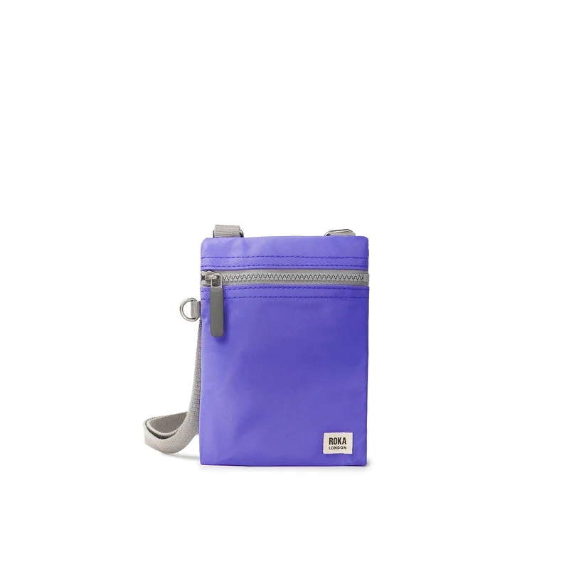 ROKA Chelsea Einfache lila Tasche aus recyceltem Nylon