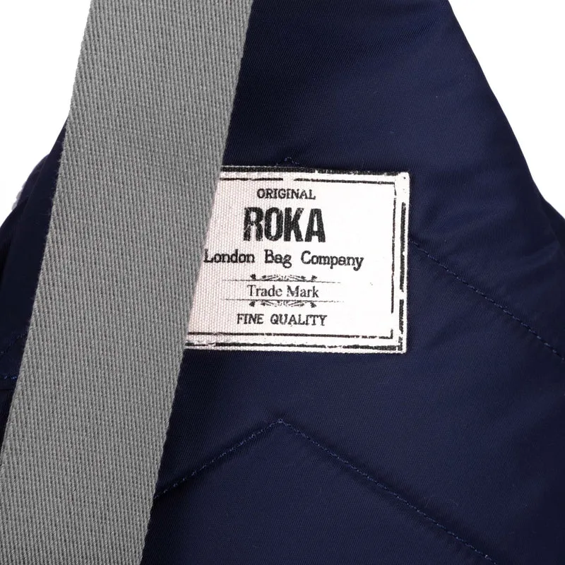 ROKA Willesden B Große Tasche aus recyceltem Nylon - Mitternacht