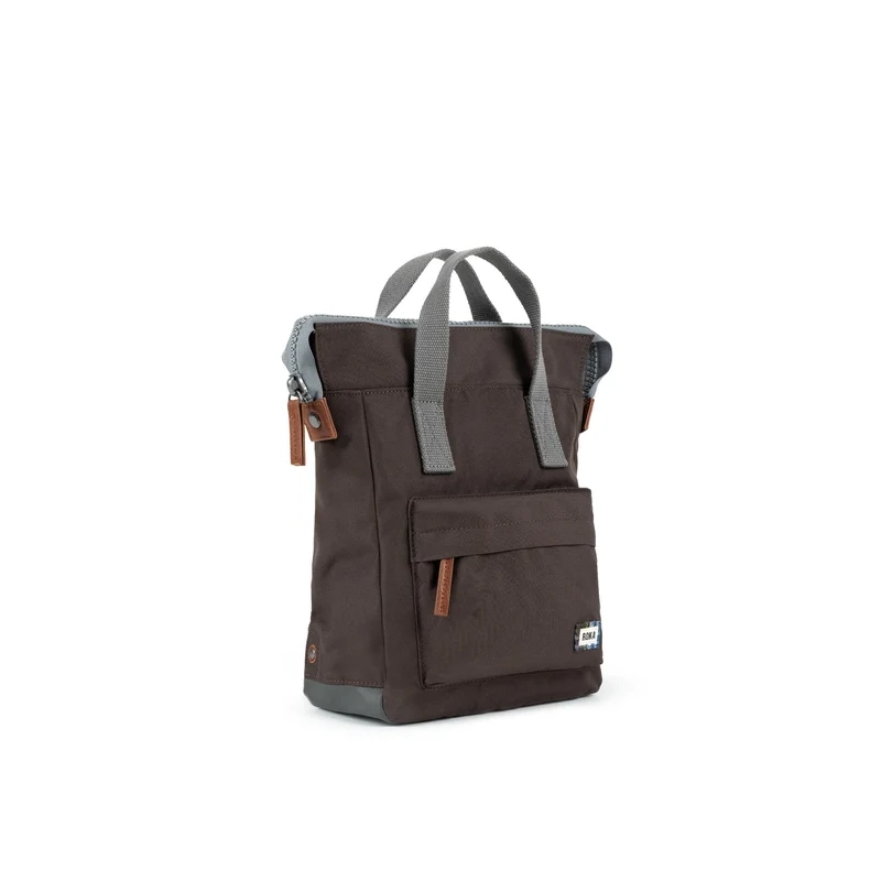 ROKA Flanell Bantry Kleine Tasche aus recyceltem Canvas mit dunkler Schokoladenbraun