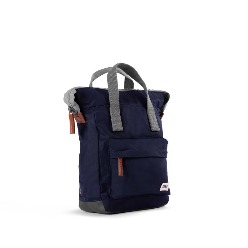ROKA Bantry B Midnight Kleine Tasche aus recyceltem Nylon