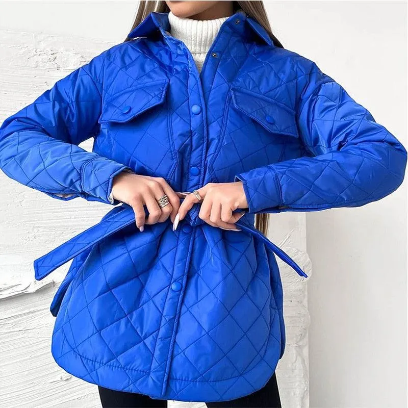 Taillierbarer Steppmantel Damen Modern