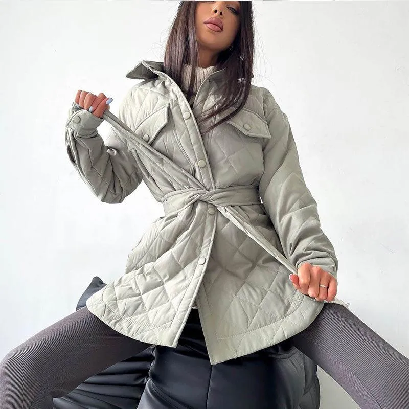 Taillierbarer Steppmantel Damen Modern
