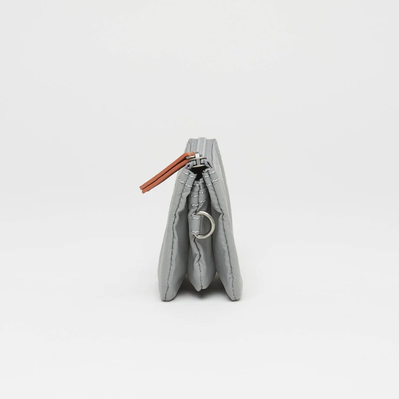 ROKA Carnaby Kleine graue Handtasche