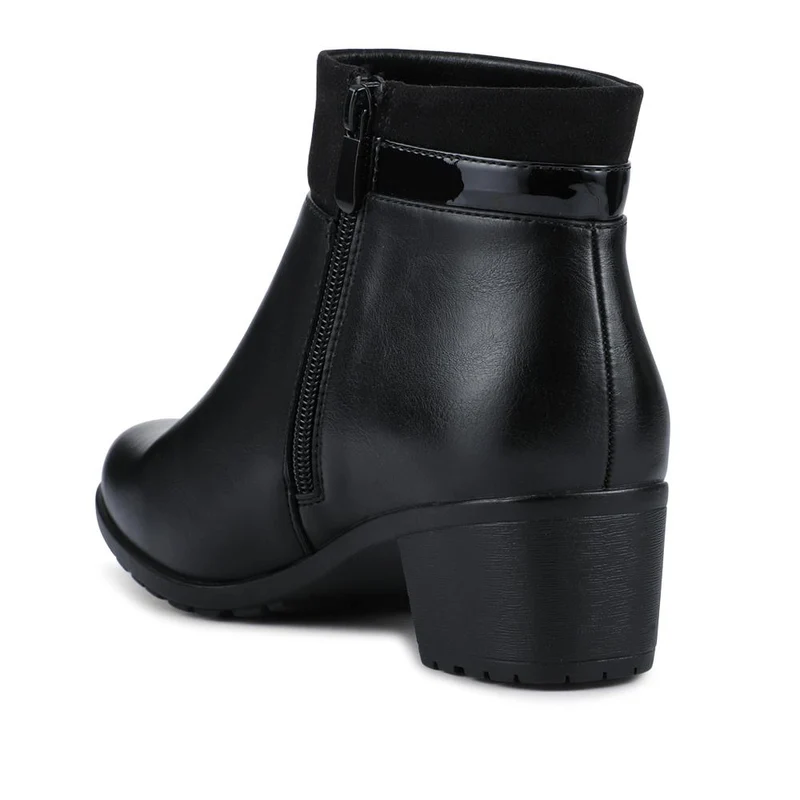 Block Heel Ankle Boots With Inside Zip - WK42005 / 327 940 - Black